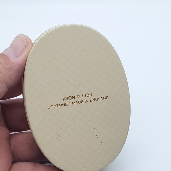 VTG new old stock Grandmother's are Special tin & Scented soap - Picture 7 of 13